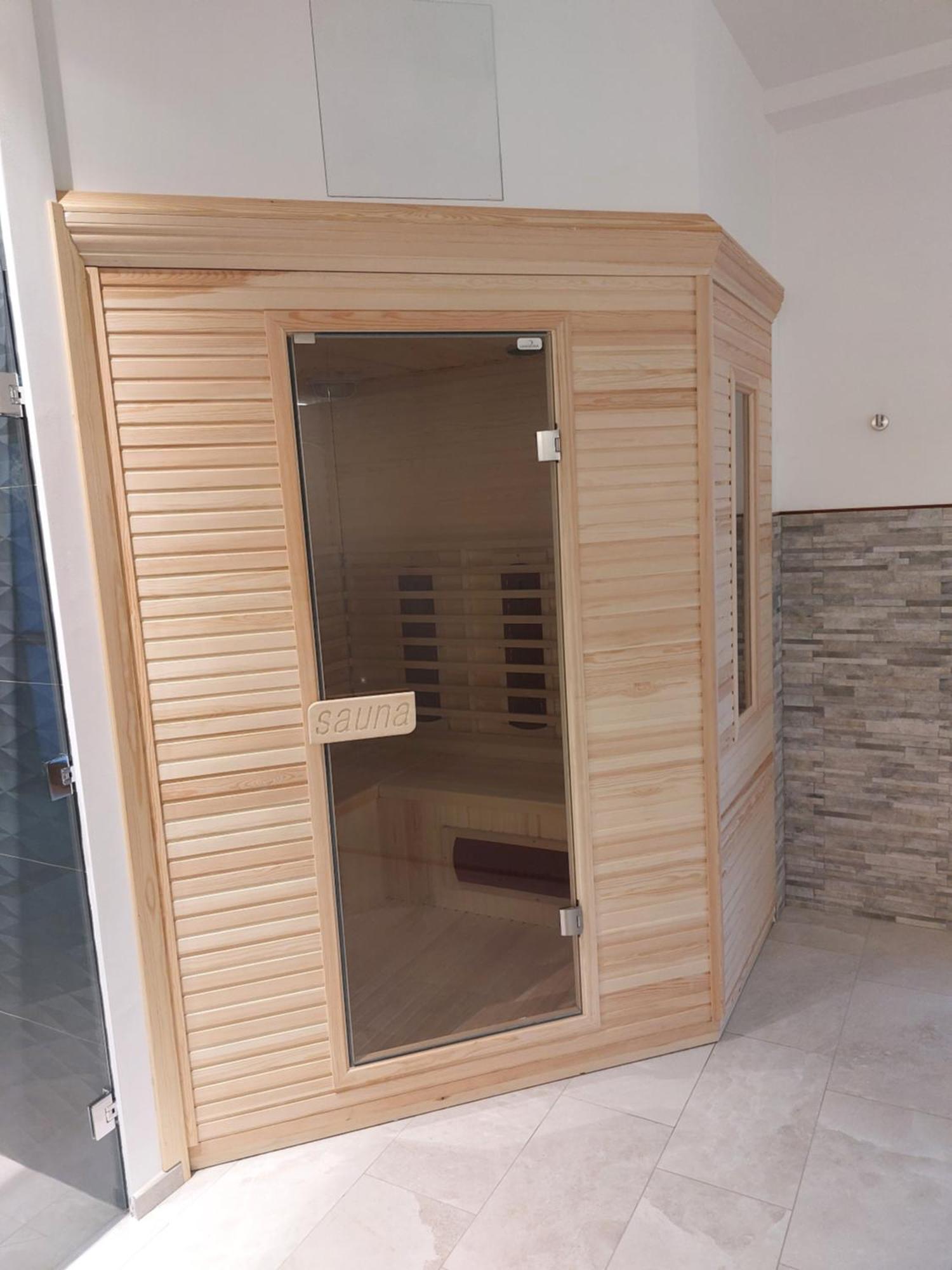 Residence Aurora Wellness & Spa アルベンガ エクステリア 写真